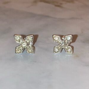 NEW Silver Clover Floral Classic Dainty Stud Earrings Minimalist Women Jewelry